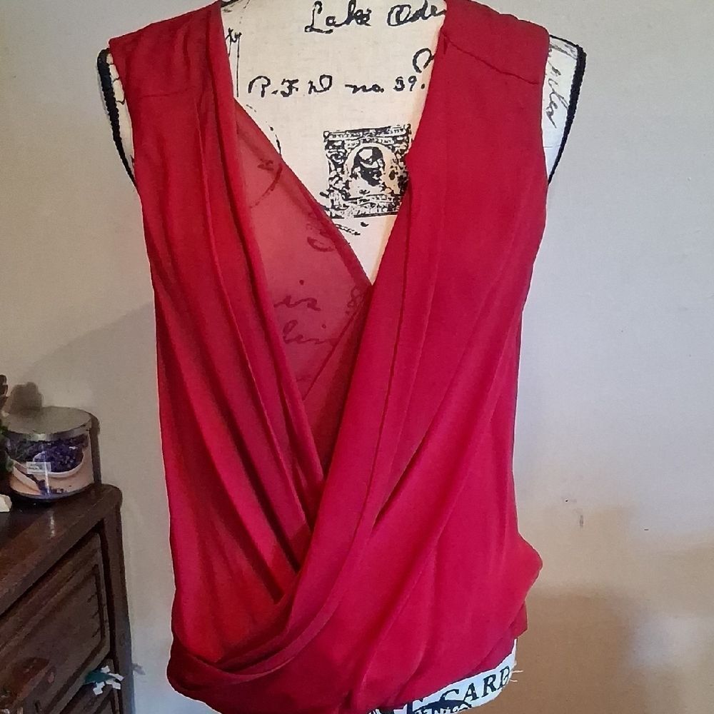 Diane Von Furstenberg Deep Red Wrap Silk Blouse Size 10 - Picture 6 of 16